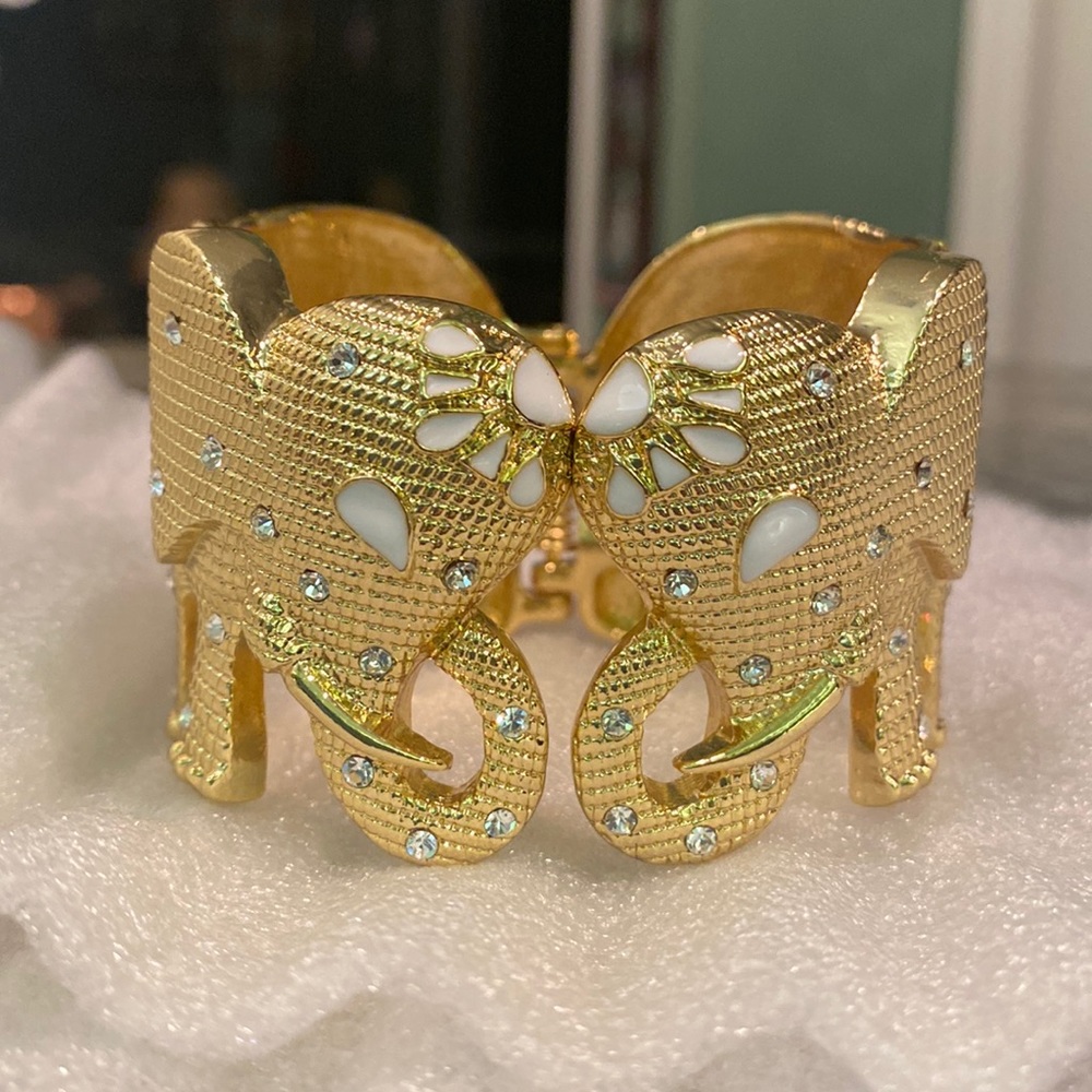 NWT Lilly Pulitzer GWP Elephant Cuff Bracelet